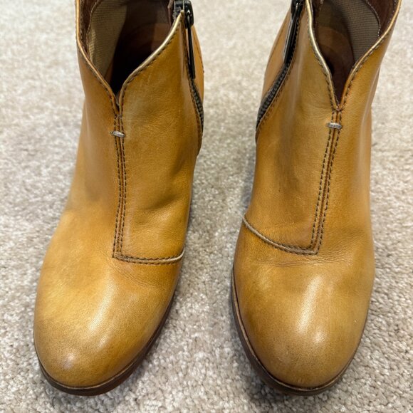 Bussola Reikiavik Ankle Boots - Picture 7 of 8